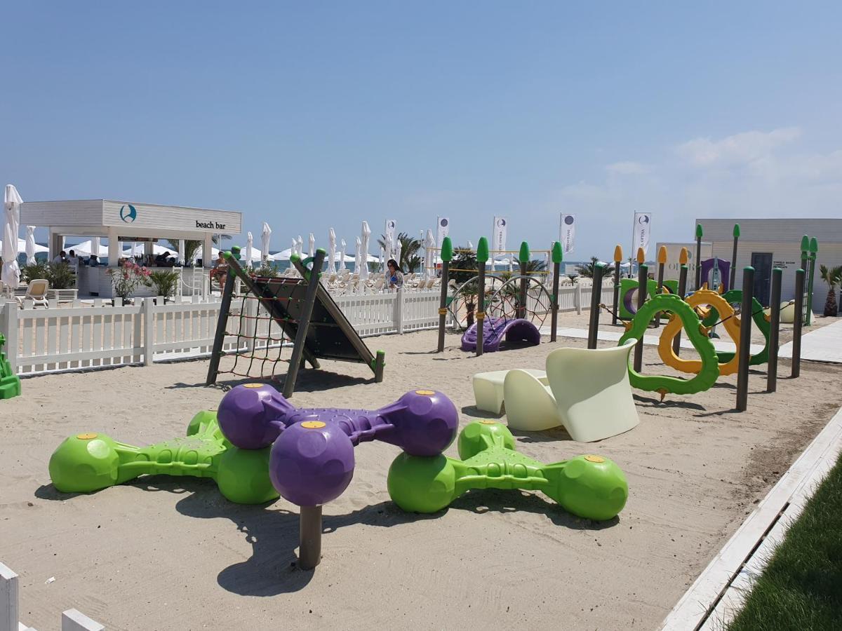 911 Mamaia